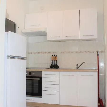 Apartment Mila *